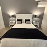 Cristina 17 - Pool & 10 Min Walk From Villa Albufeira