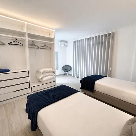 Cristina 17 - Pool & 10 Min Walk From Albufeira