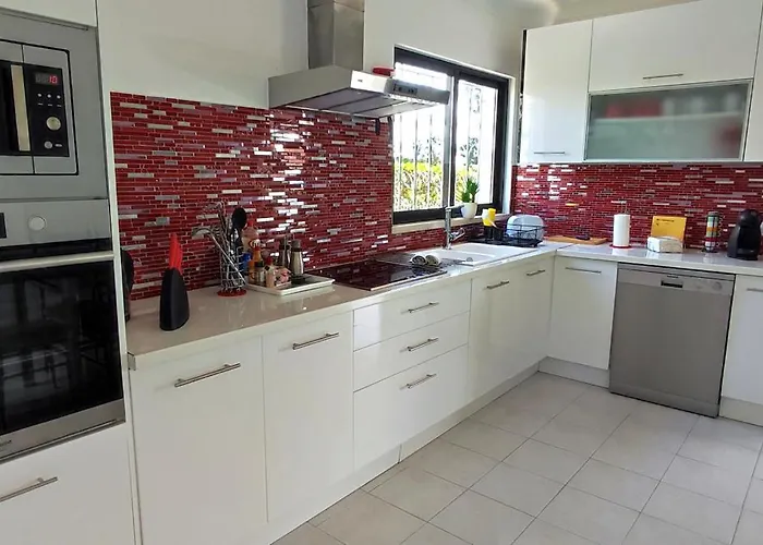 Cristina 17 - 500 M From The Албуфейра