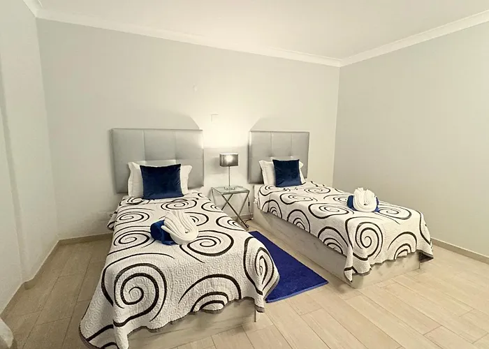 Cristina 17 - 500 M From The Вилла *