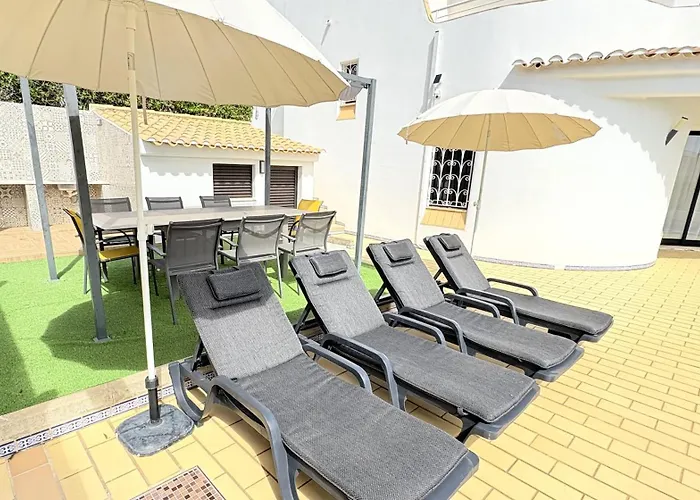 Вилла Cristina 17 - 500 M From The *