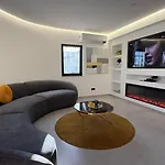 Cristina 17 - Pool & 10 Min Walk From 빌라 알부페이라