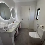빌라 Cristina 17 - Pool & 10 Min Walk From