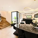 Villa Cristina 17 - Pool & 10 Min Walk From