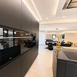 Cristina 17 - Pool & 10 Min Walk From 빌라 알부페이라