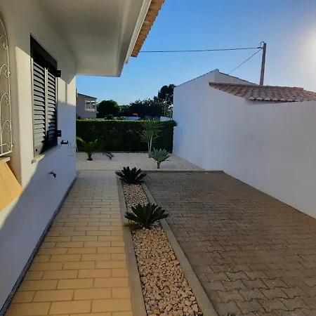 Cristina 17 - 500 M From The * Albufeira