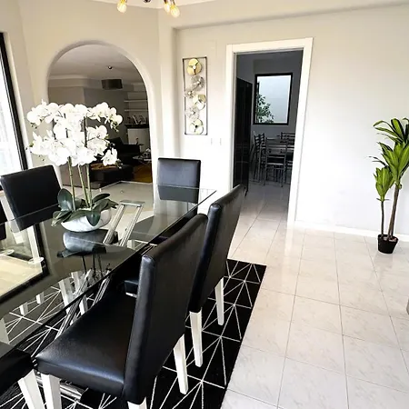 فيلة Cristina 17 - 500 M From The *