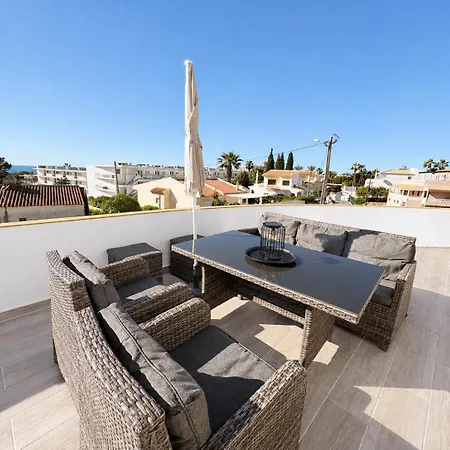 Cristina 17 - Pool & 10 Min Walk From Albufeira