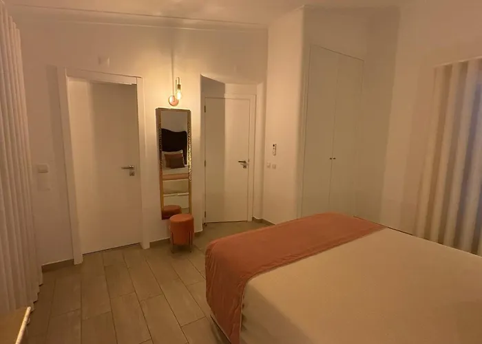 Cristina 17 - 500 M From The *