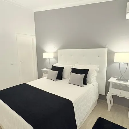 Cristina 17 - 500 M From The וילה