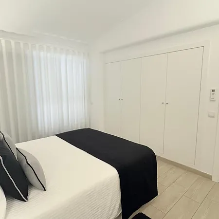 Cristina 17 - 500 M From The