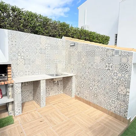 Cristina 17 - 500 M From The וילה *