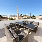 Cristina 17 - Pool & 10 Min Walk From アルブフェイラ